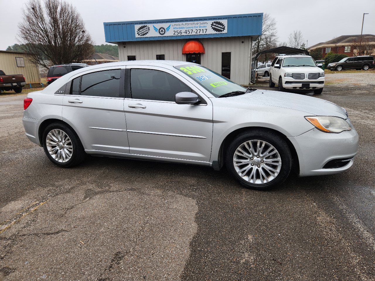 Chrysler 200 LX 2012