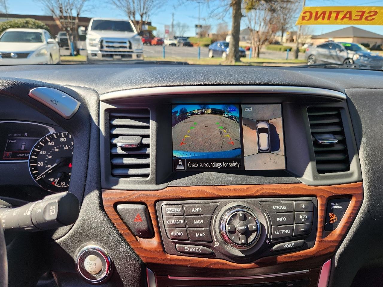 Nissan Pathfinder Platinum 4WD 2017