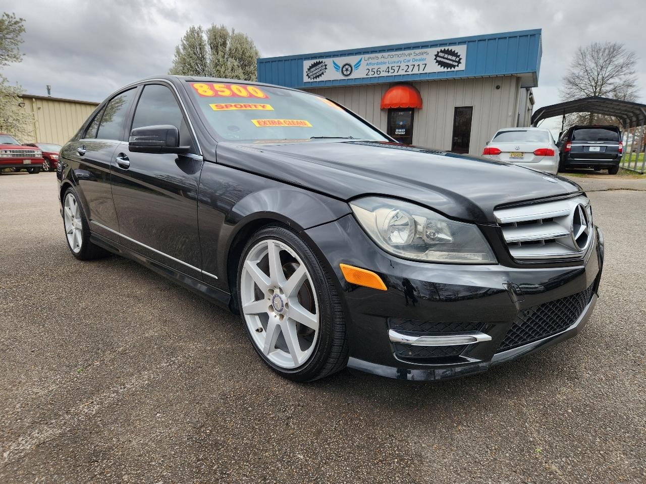 Mercedes-Benz C-Class C300 4MATIC Luxury Sedan 2012