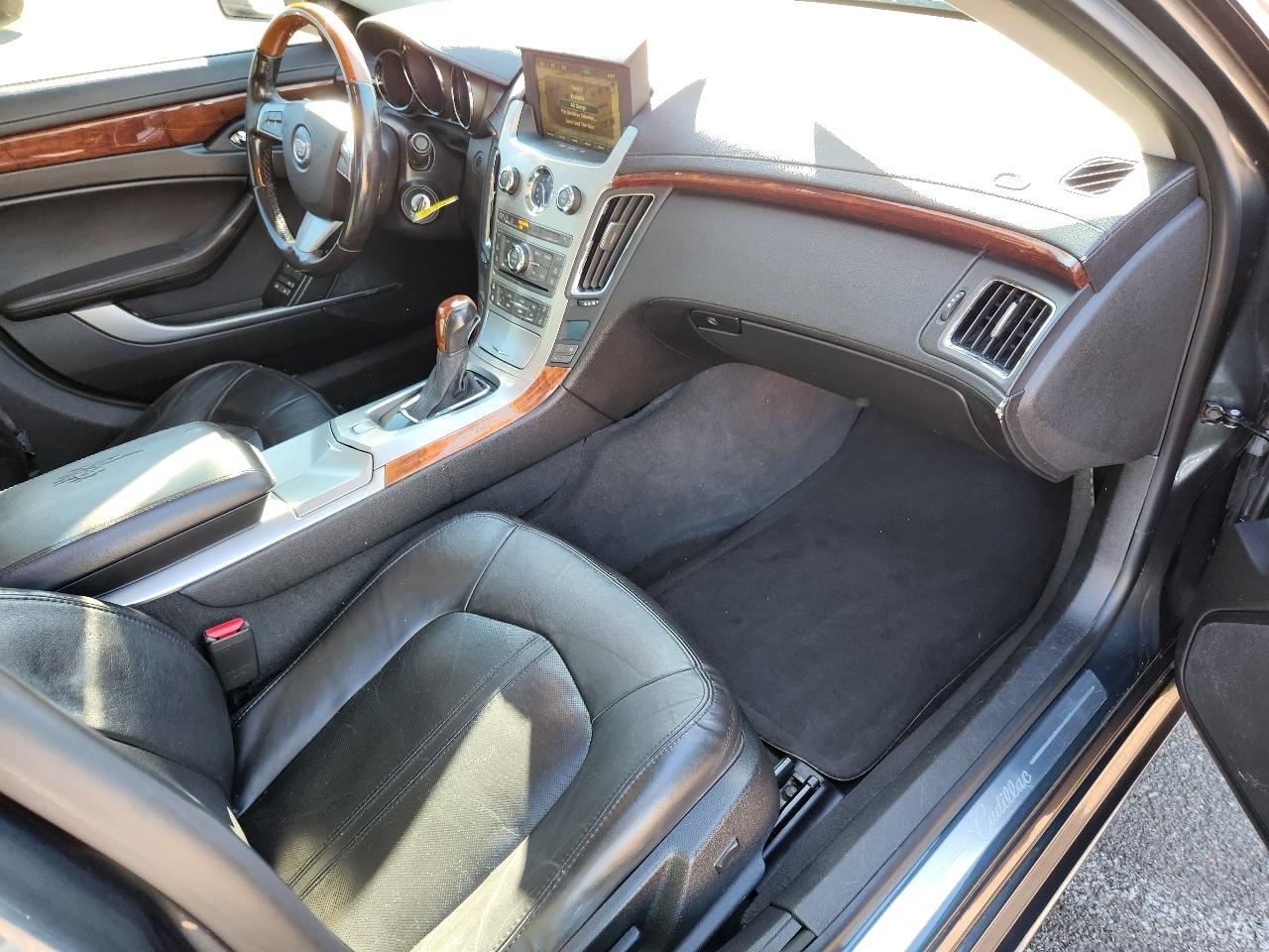Cadillac CTS 3.0L Luxury w/ Navi 2011