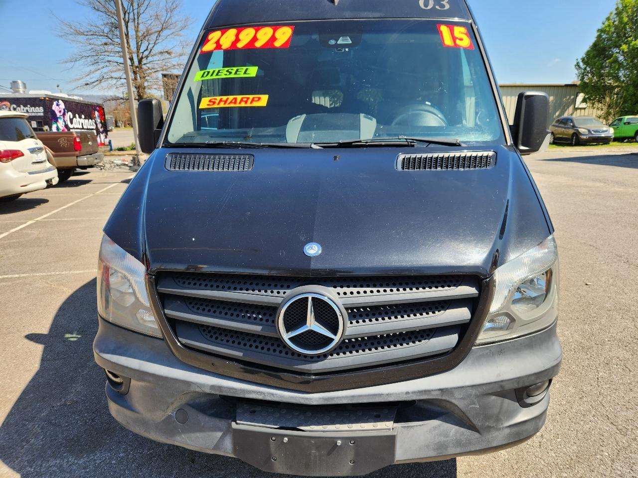 Mercedes-Benz Sprinter 2500 Passenger Van High Roof 170-in. WB 2015