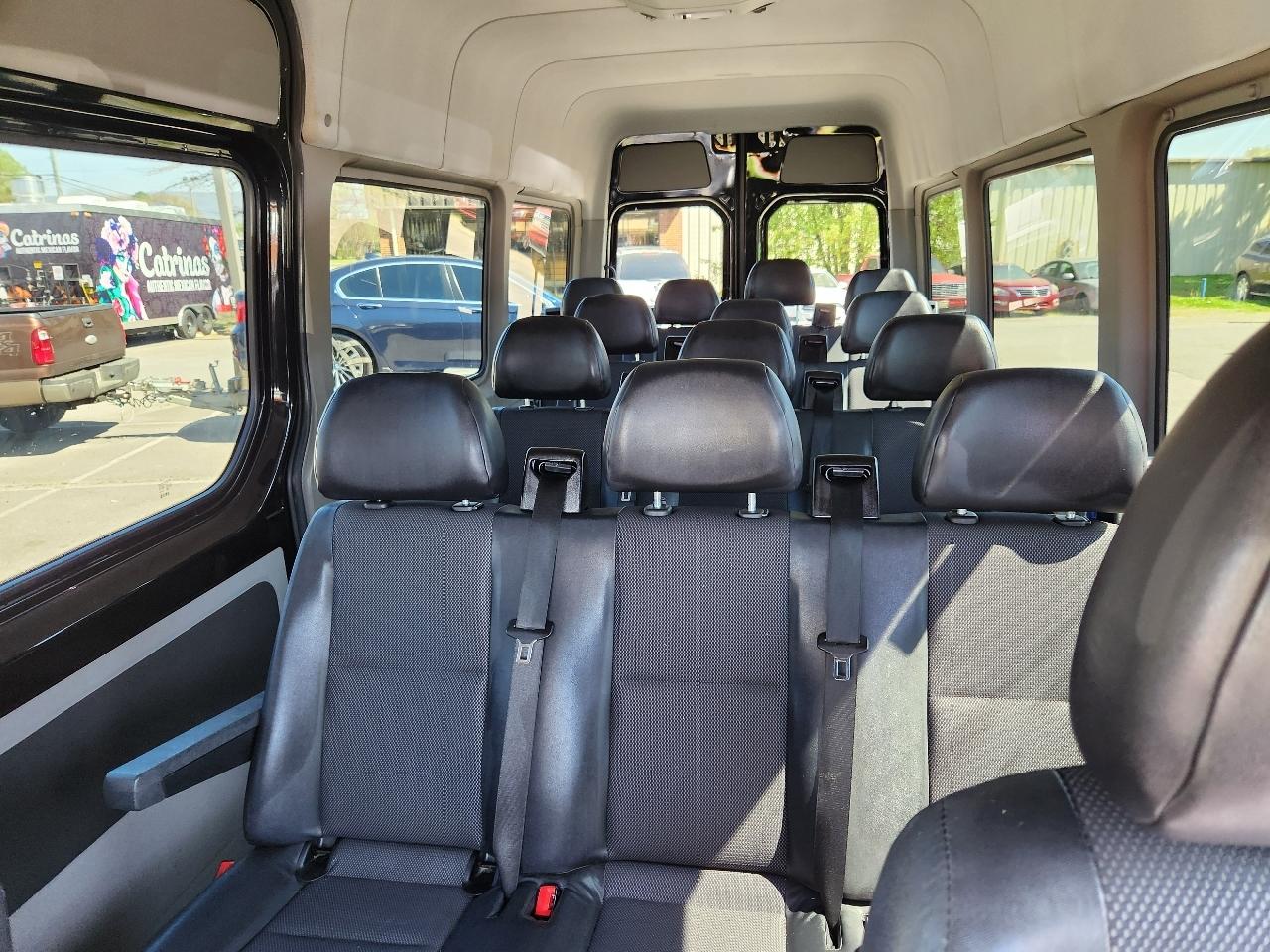 Mercedes-Benz Sprinter 2500 Passenger Van High Roof 170-in. WB 2015