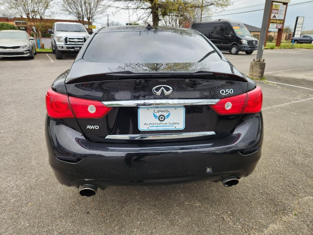 Infiniti Q50 Premium AWD 2014