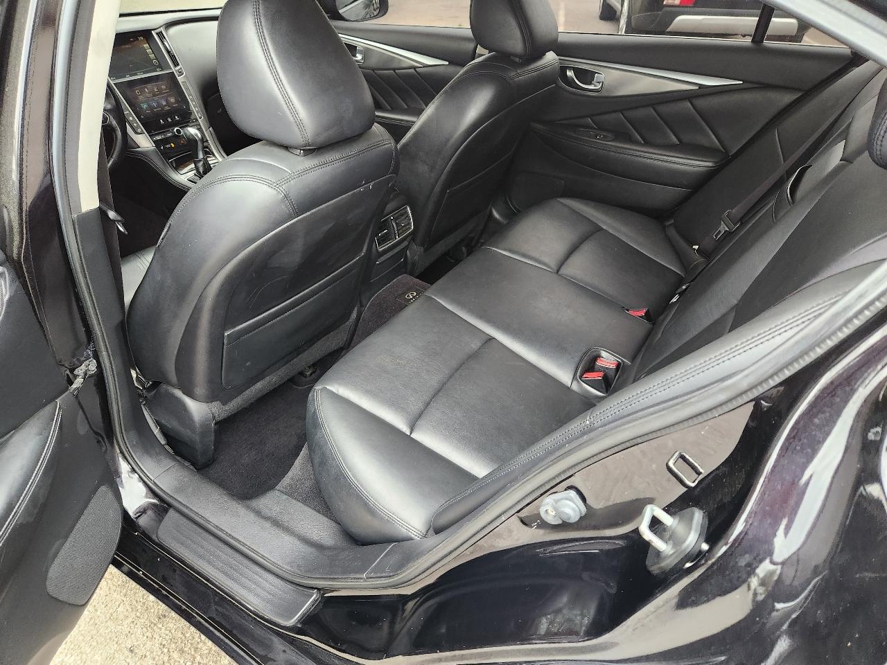 Infiniti Q50 Premium AWD 2014