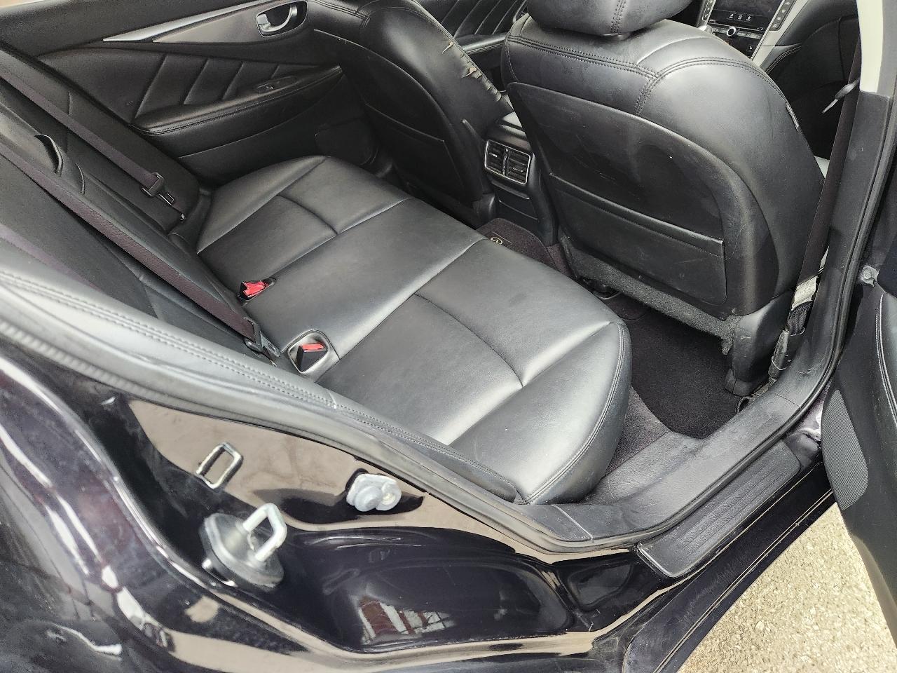 Infiniti Q50 Premium AWD 2014