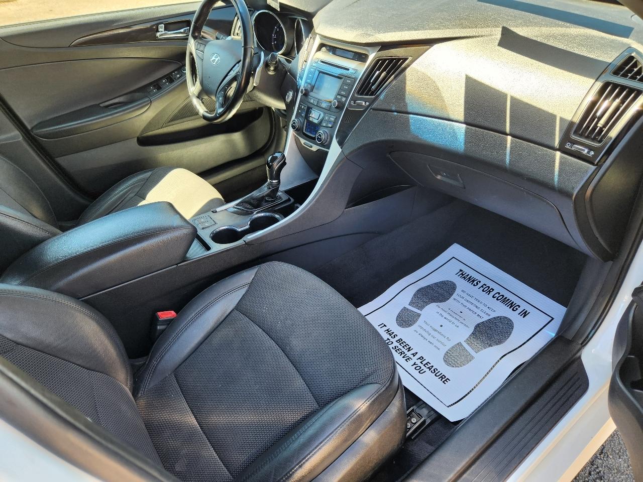 Hyundai Sonata SE 2.0L TGDI 2014