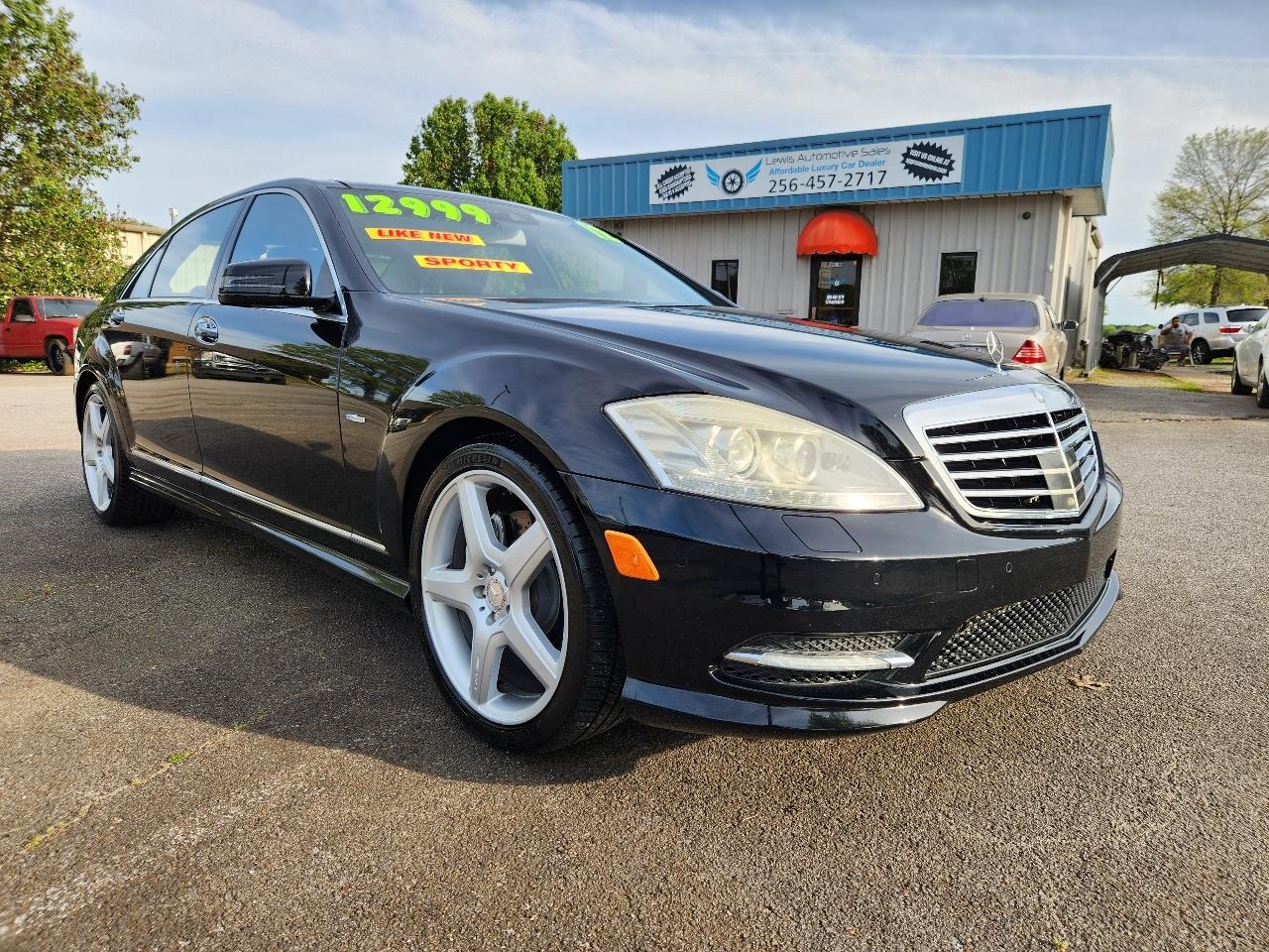 Mercedes-Benz S-Class S550 2012