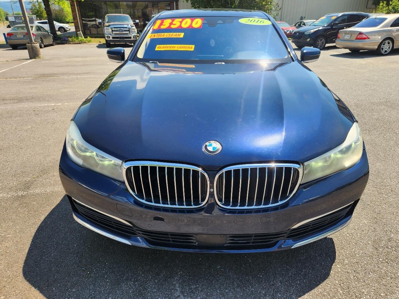 BMW 7-Series 740i 2016