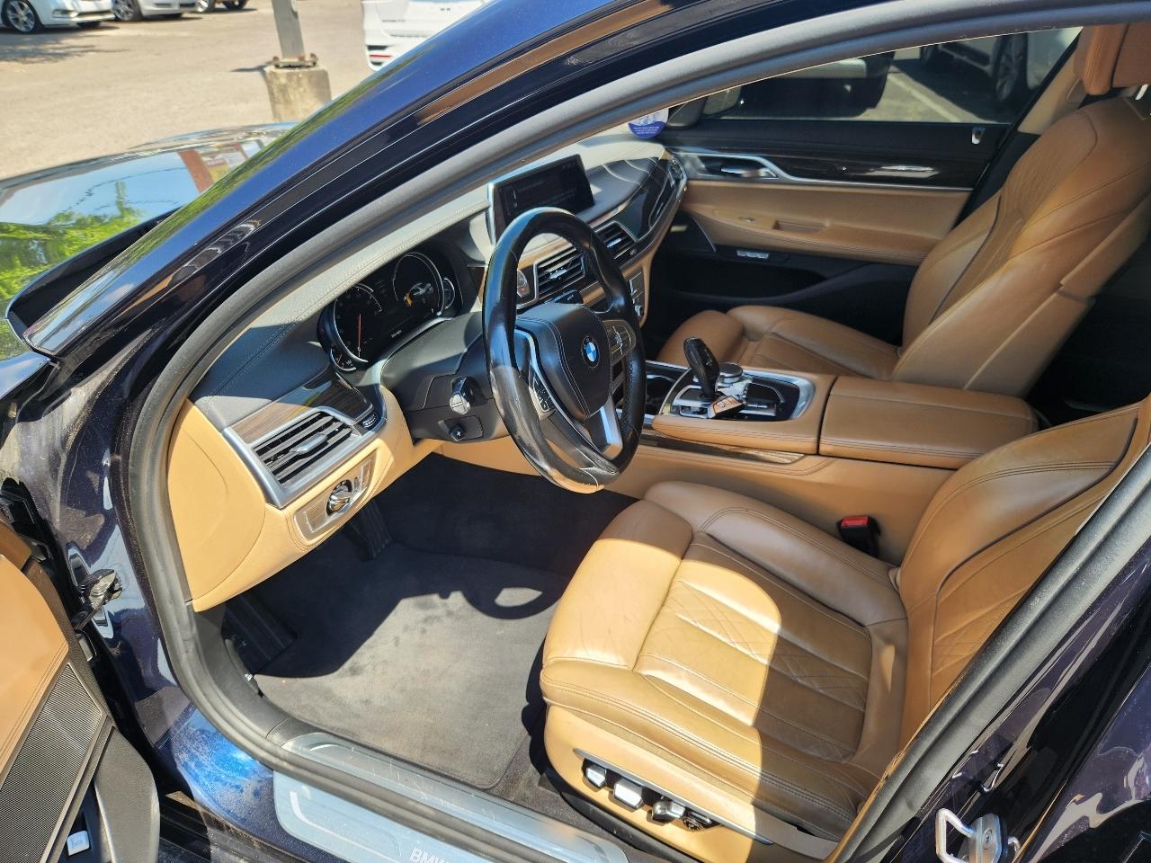 BMW 7-Series 740i 2016