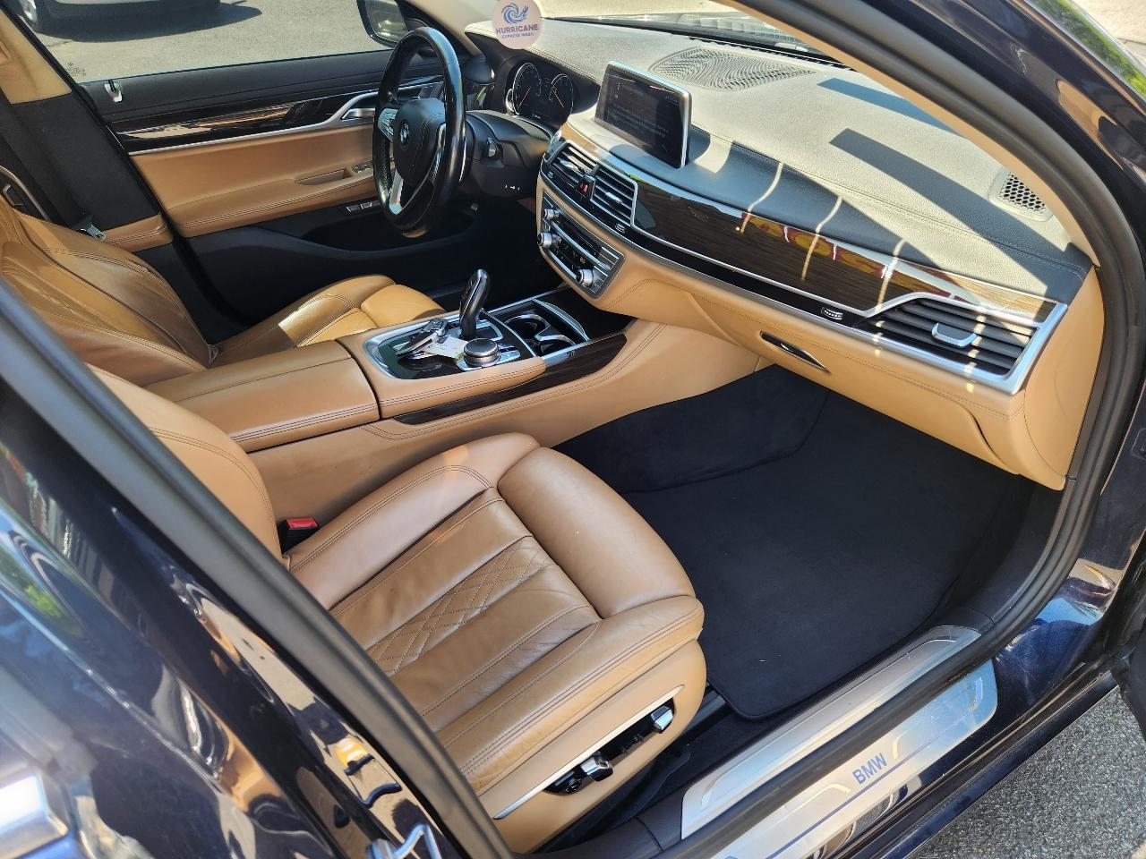 BMW 7-Series 740i 2016