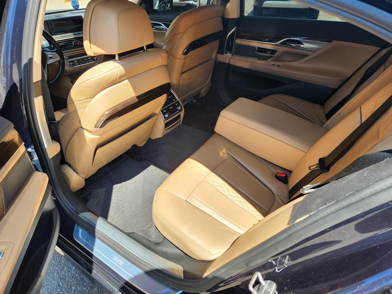 BMW 7-Series 740i 2016