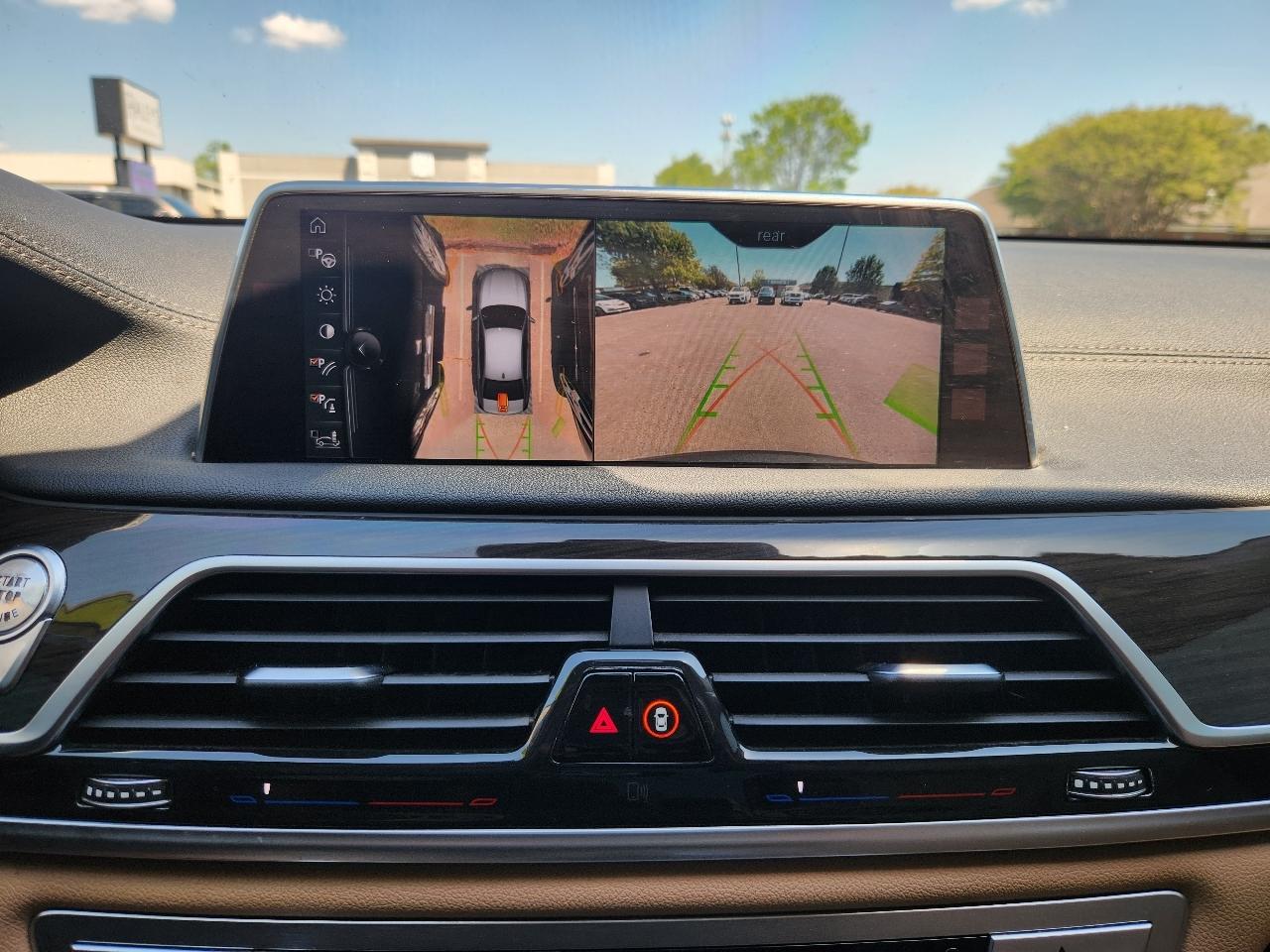 BMW 7-Series 740i 2016