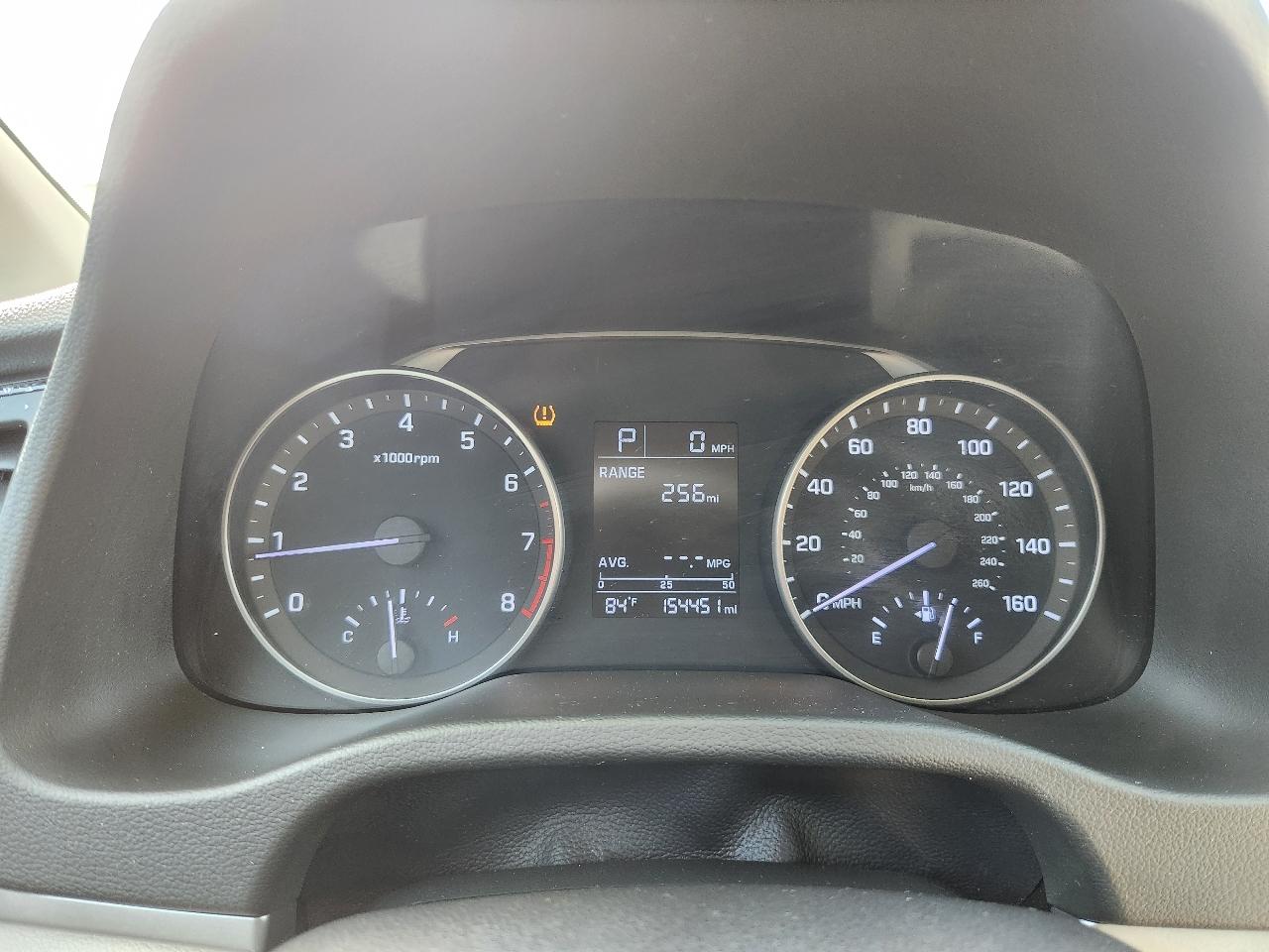 Hyundai Elantra SE 6AT 2017