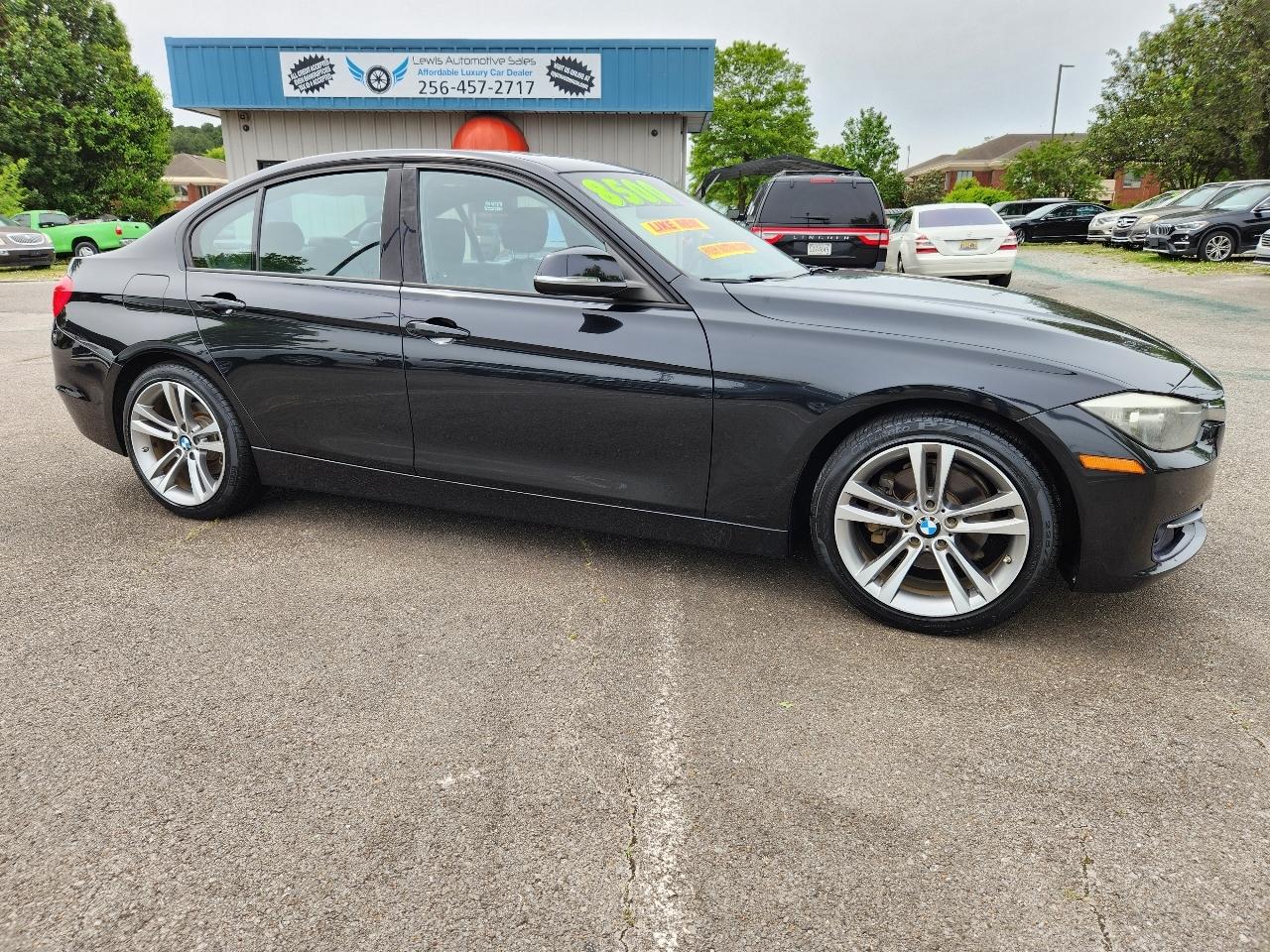 BMW 3-Series 328i Sedan 2012