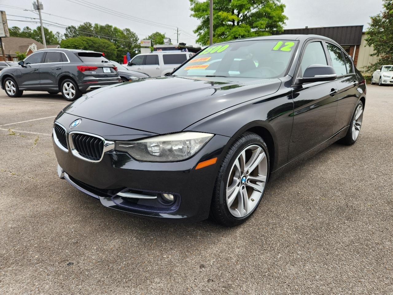 BMW 3-Series 328i Sedan 2012