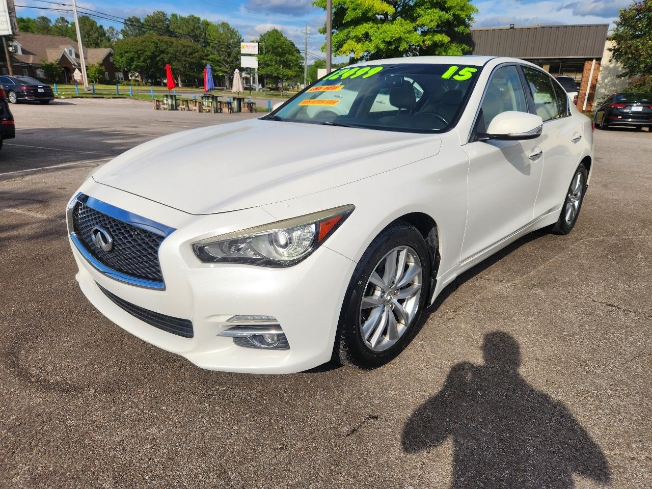 Infiniti Q50 Base AWD 2015
