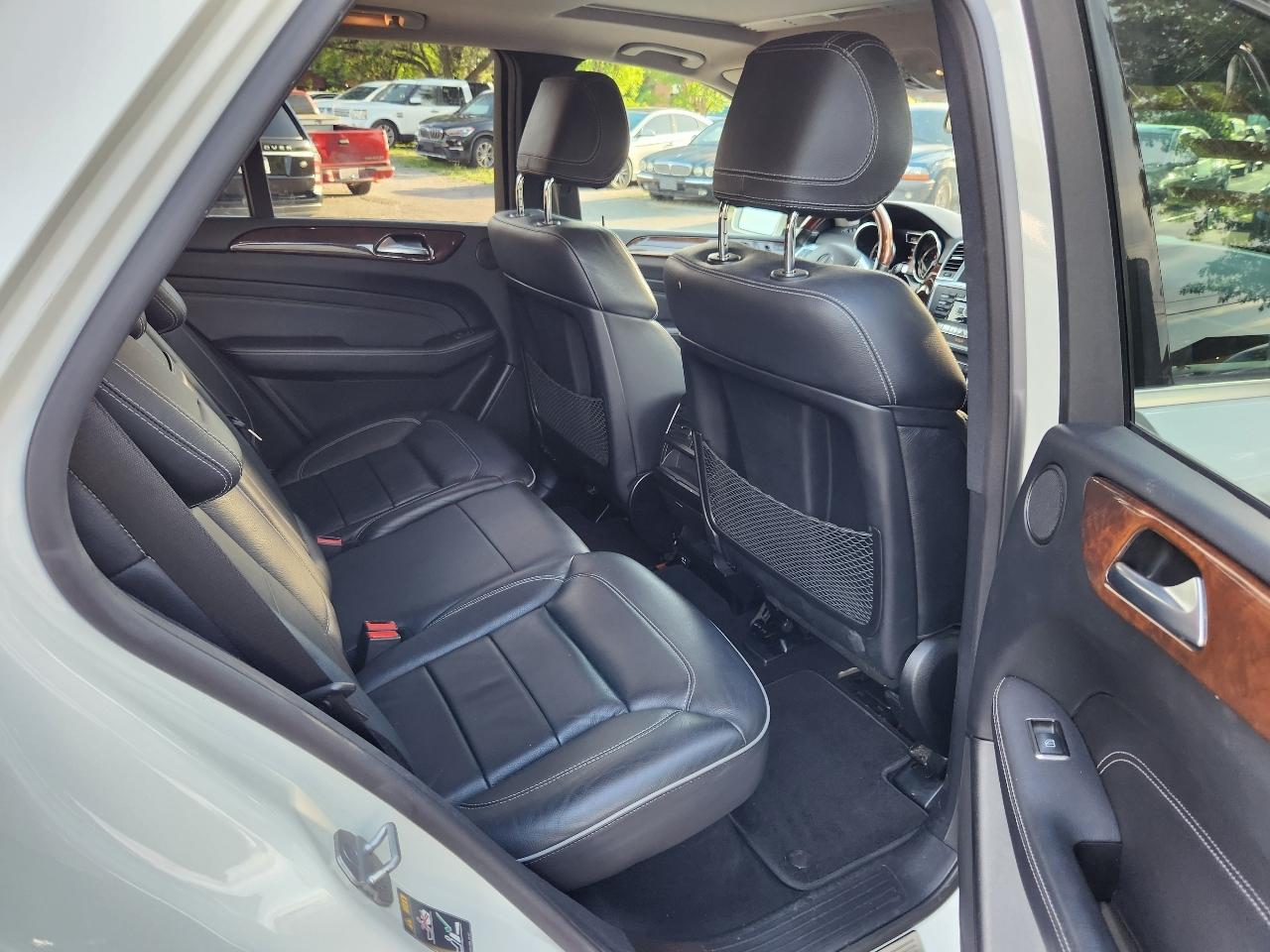 Mercedes-Benz M-Class ML350 4MATIC 2012
