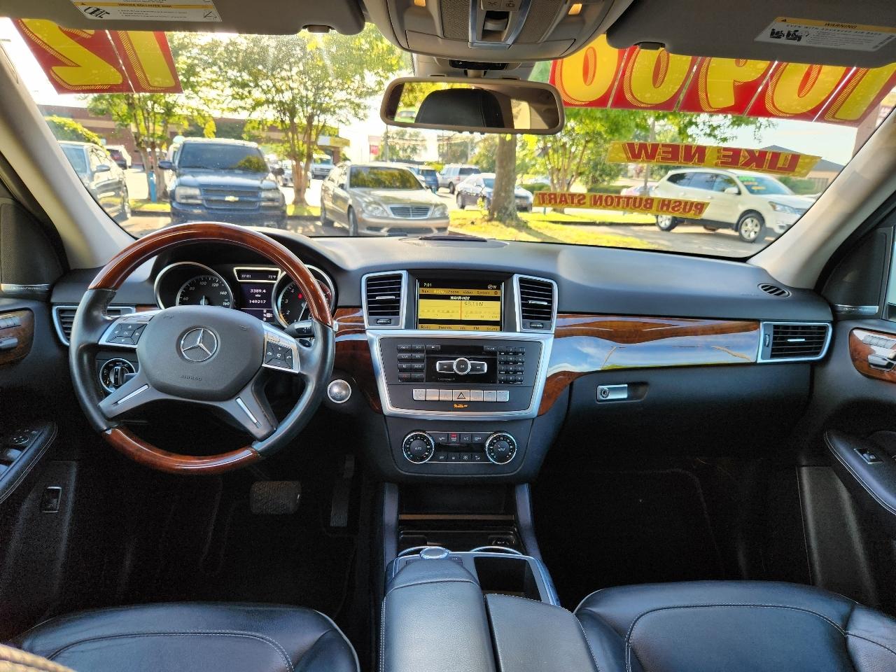 Mercedes-Benz M-Class ML350 4MATIC 2012