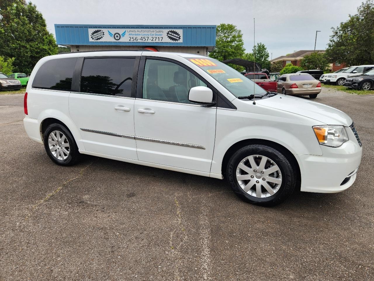 Chrysler Town & Country Touring 2013