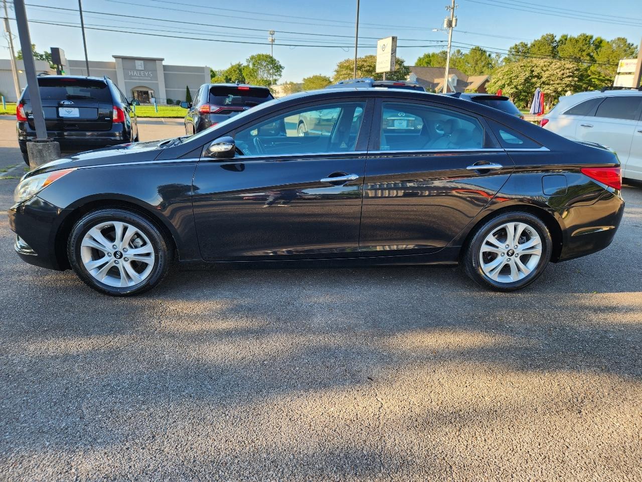 Hyundai Sonata Limited Auto 2011