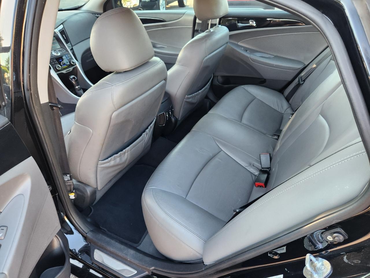 Hyundai Sonata Limited Auto 2011