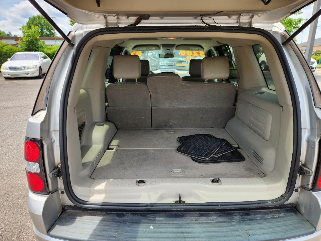 Ford Explorer XLT 4.0L 2WD 2007