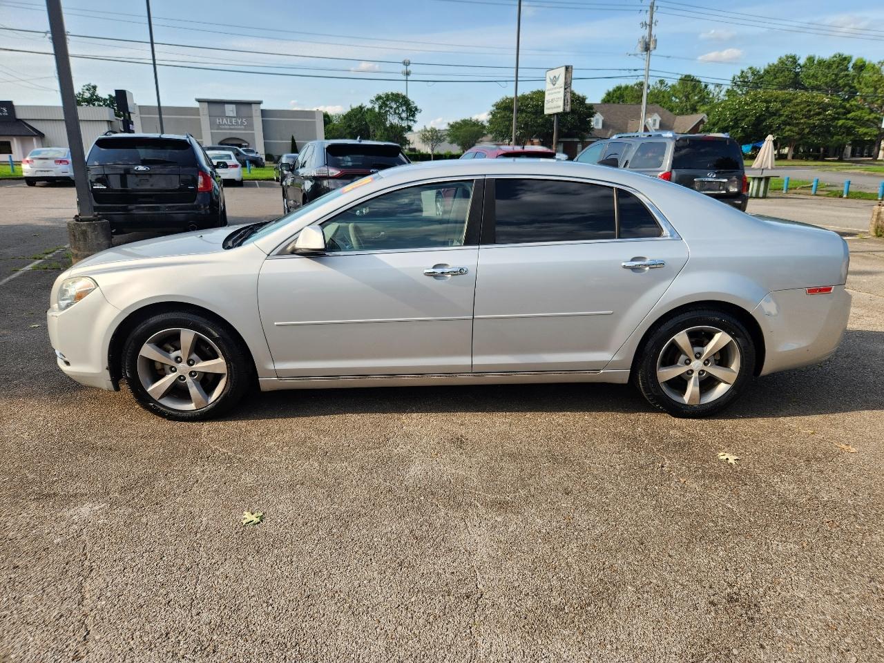 Chevrolet Malibu 1LT 2012