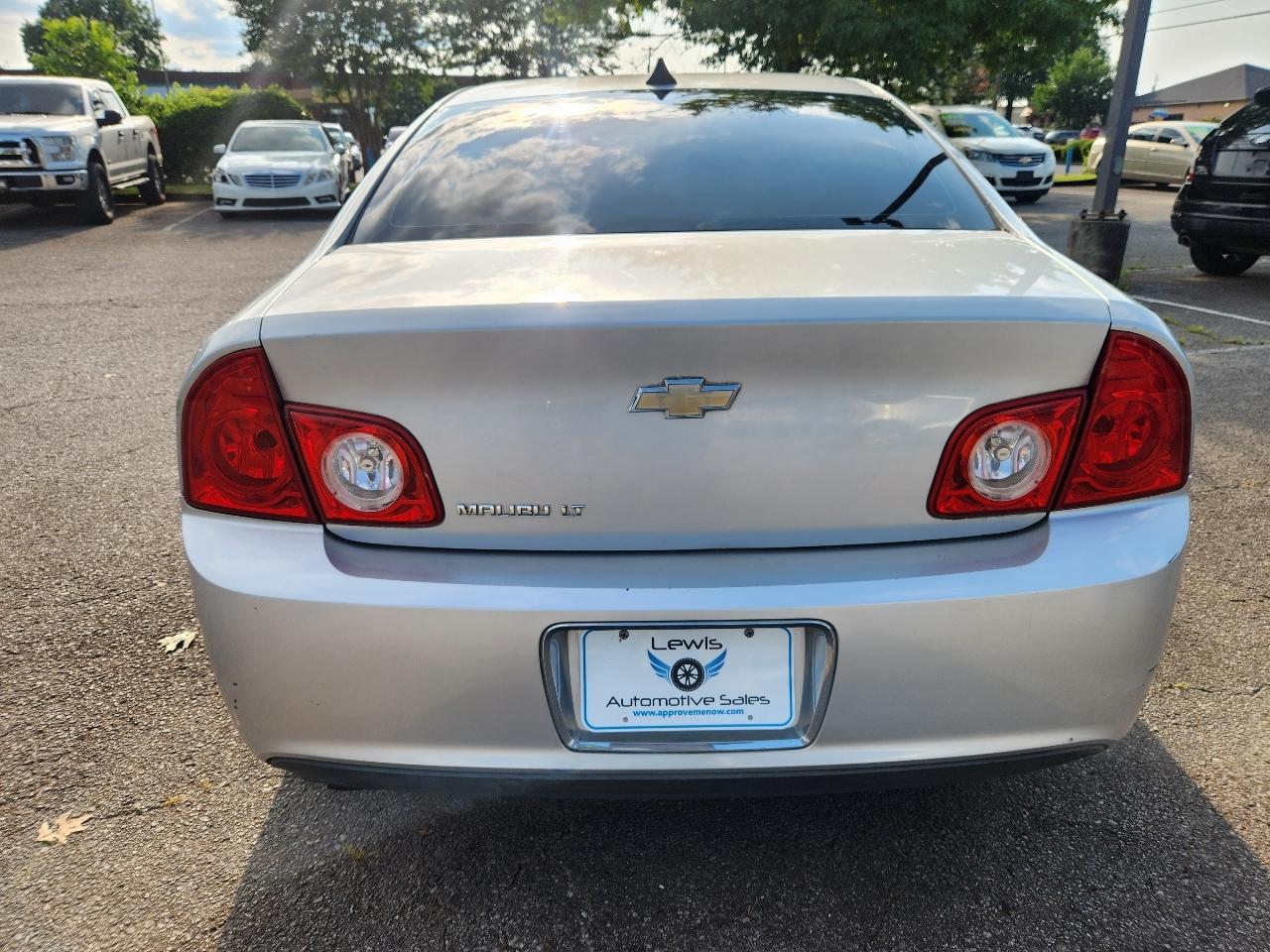 Chevrolet Malibu 1LT 2012