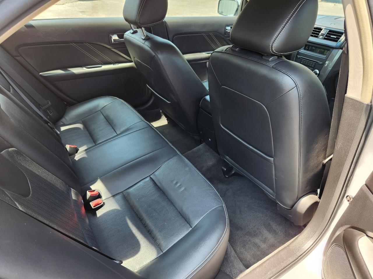 Ford Fusion V6 Sport FWD 2011
