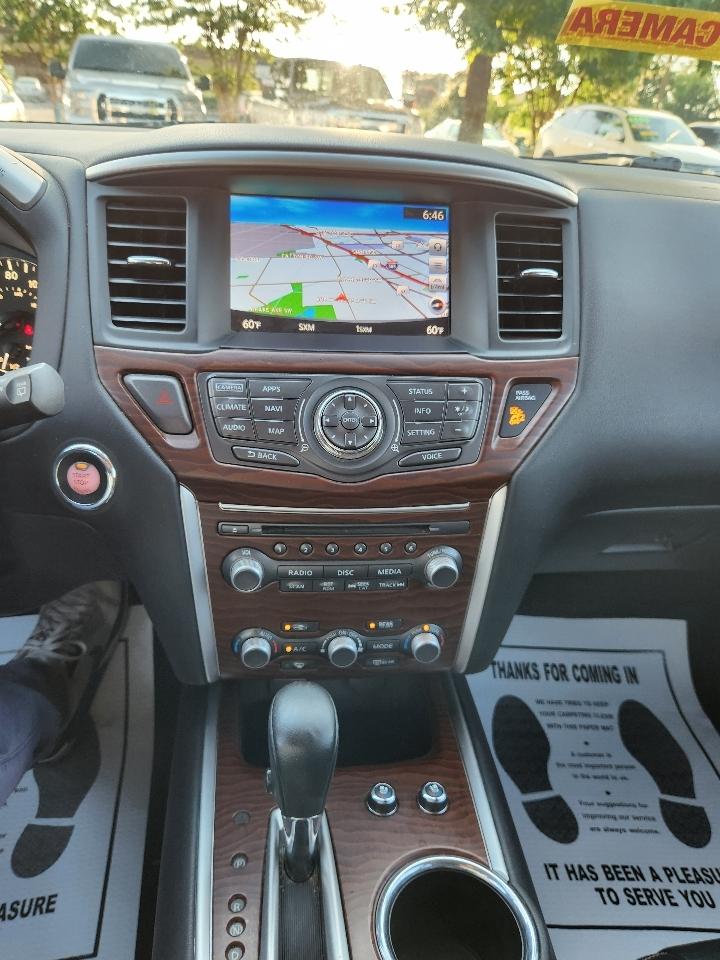 Nissan Pathfinder Platinum 2WD 2017