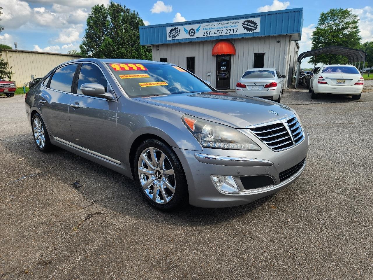 Hyundai Equus Signature 2012