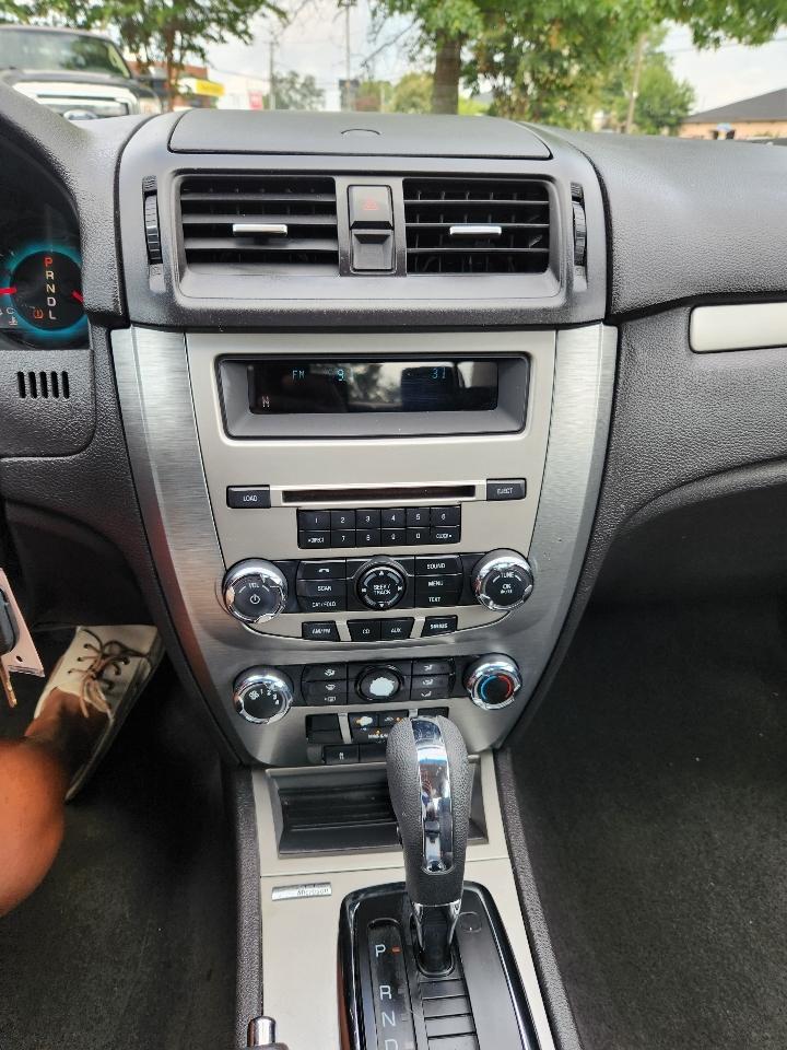 Ford Fusion SE 2010