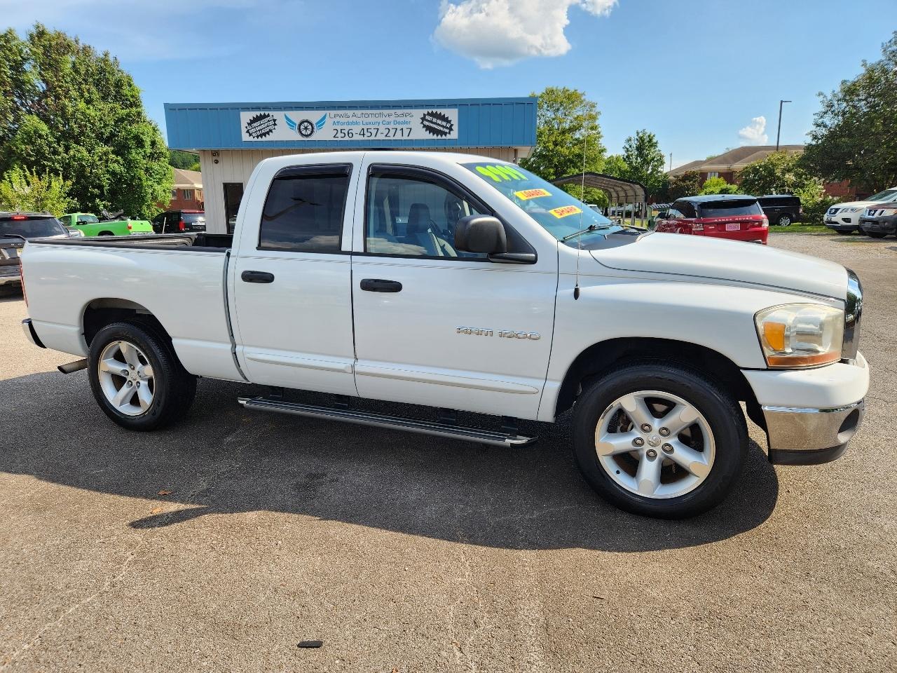 Dodge Ram 1500 ST Quad Cab Long Bed 2WD 2006