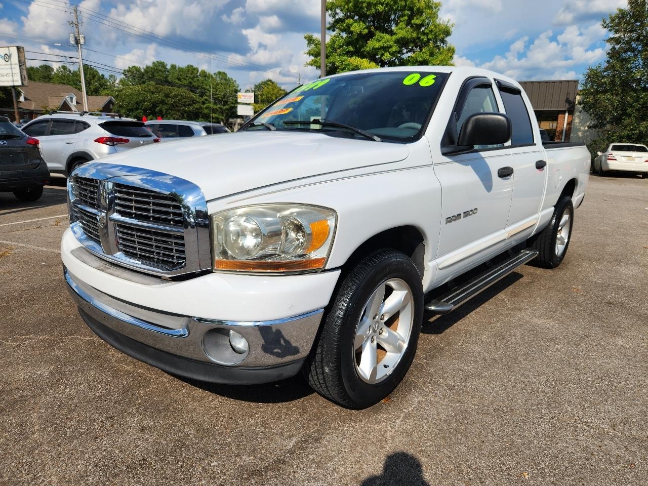 Dodge Ram 1500 ST Quad Cab Long Bed 2WD 2006