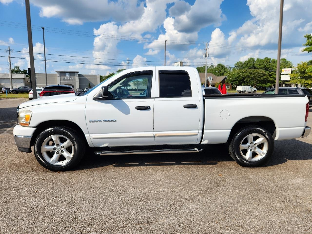 Dodge Ram 1500 ST Quad Cab Long Bed 2WD 2006