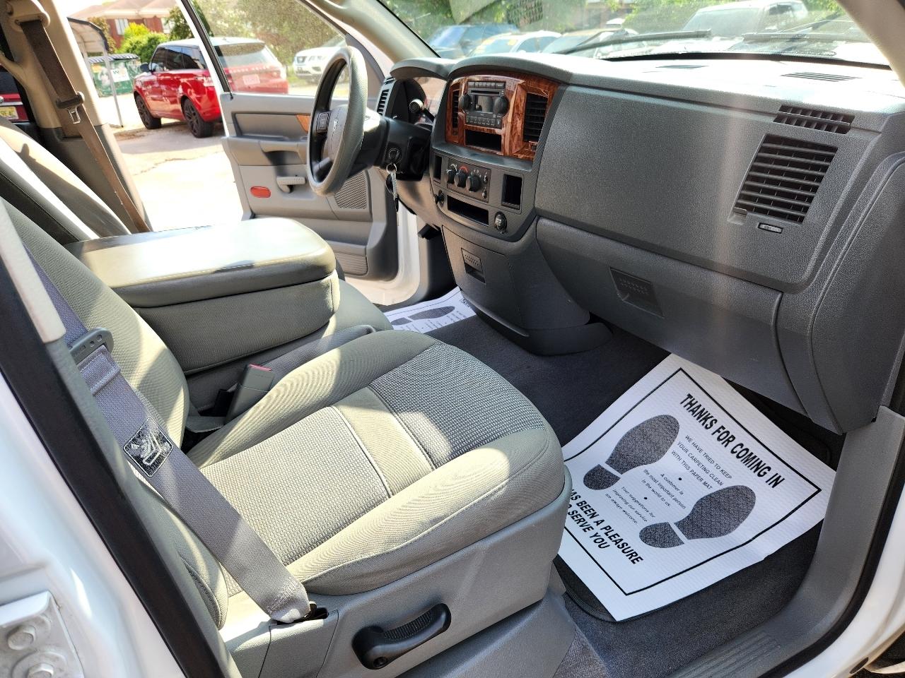 Dodge Ram 1500 ST Quad Cab Long Bed 2WD 2006