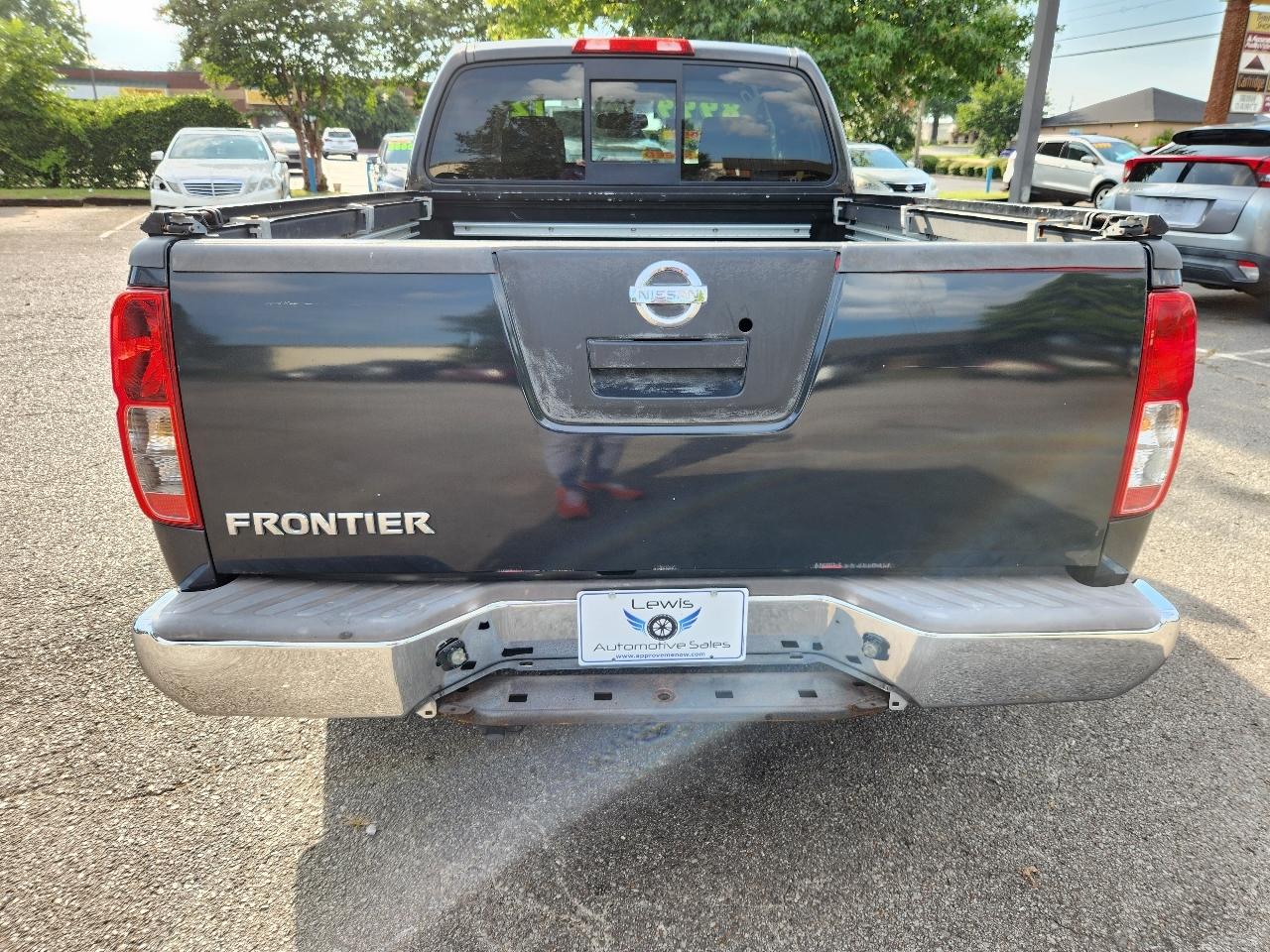 Nissan Frontier 2WD King Cab I4 Manual S 2012