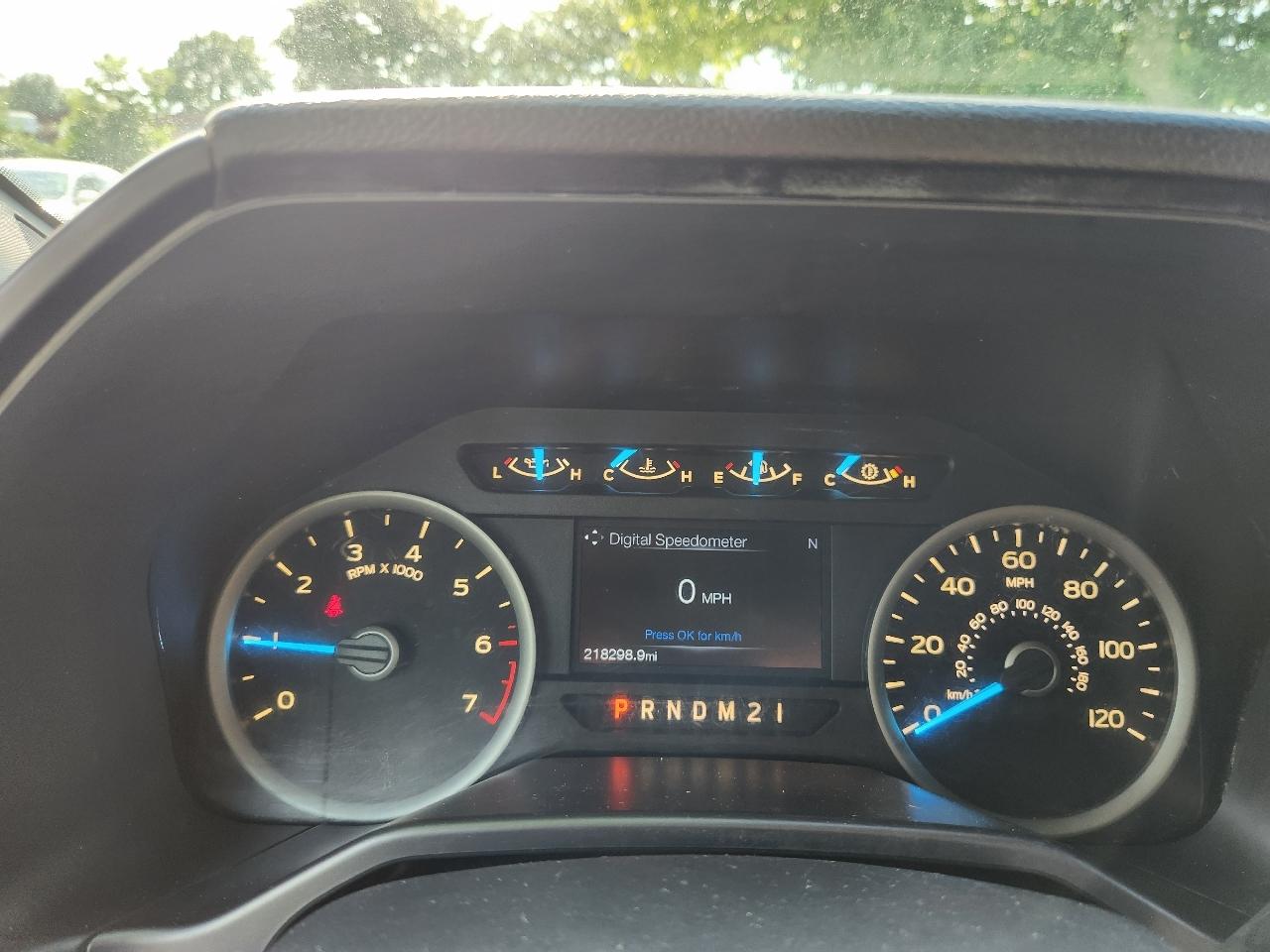 Ford F-150 4WD SuperCrew 139" XLT 2016