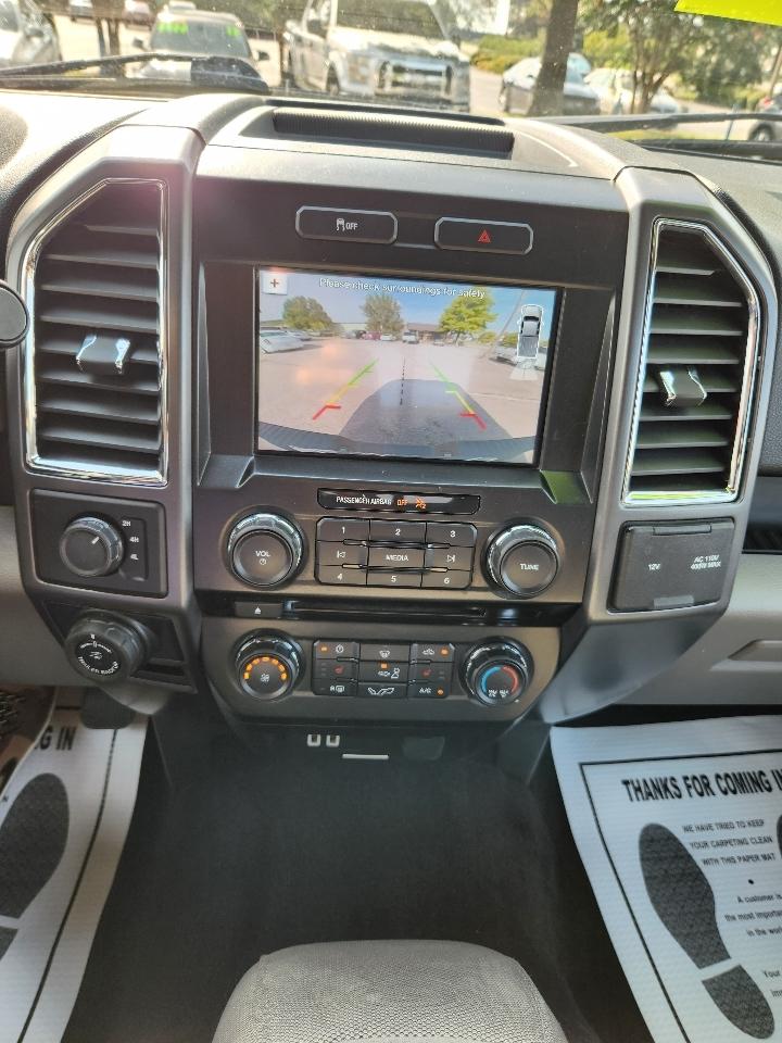 Ford F-150 4WD SuperCrew 139" XLT 2016