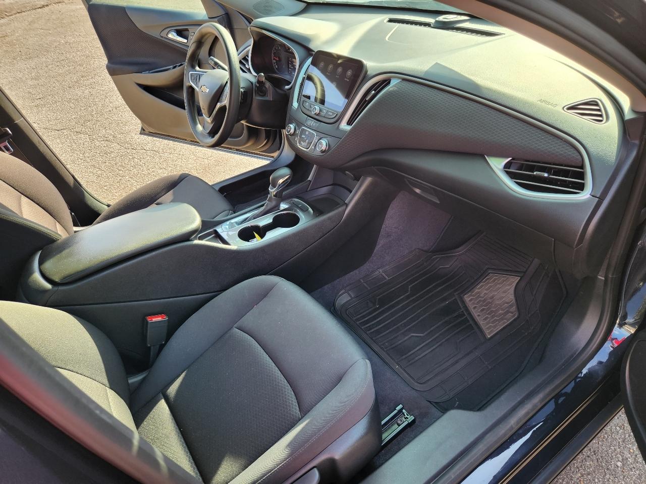 Chevrolet Malibu LS 2022