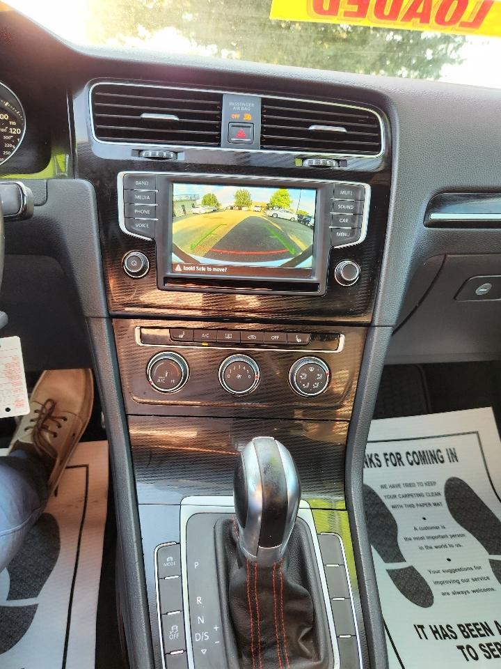 Volkswagen GTI Autobahn 6A 4-Door 2016