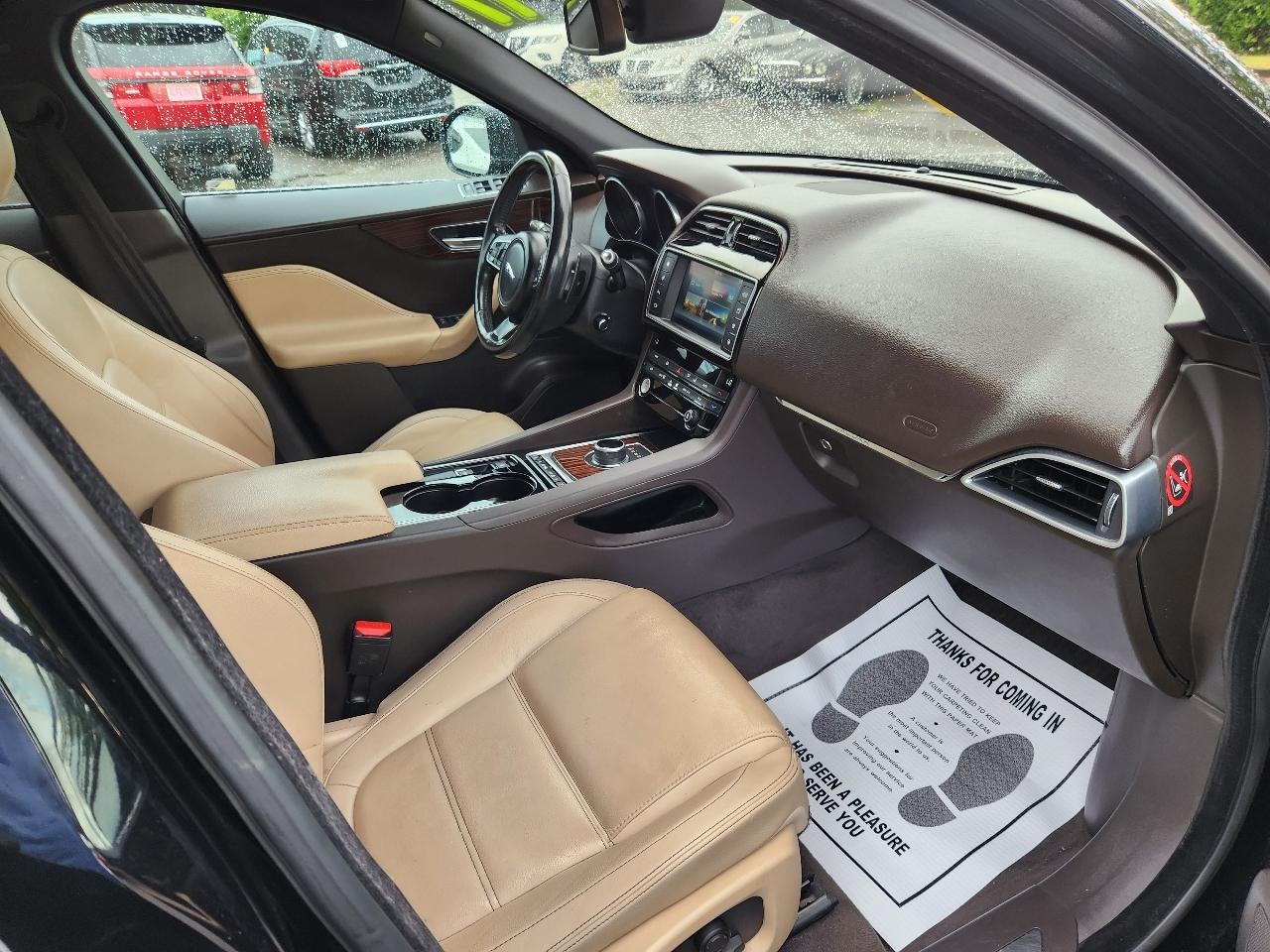 Jaguar F-Pace 35t Prestige 2017