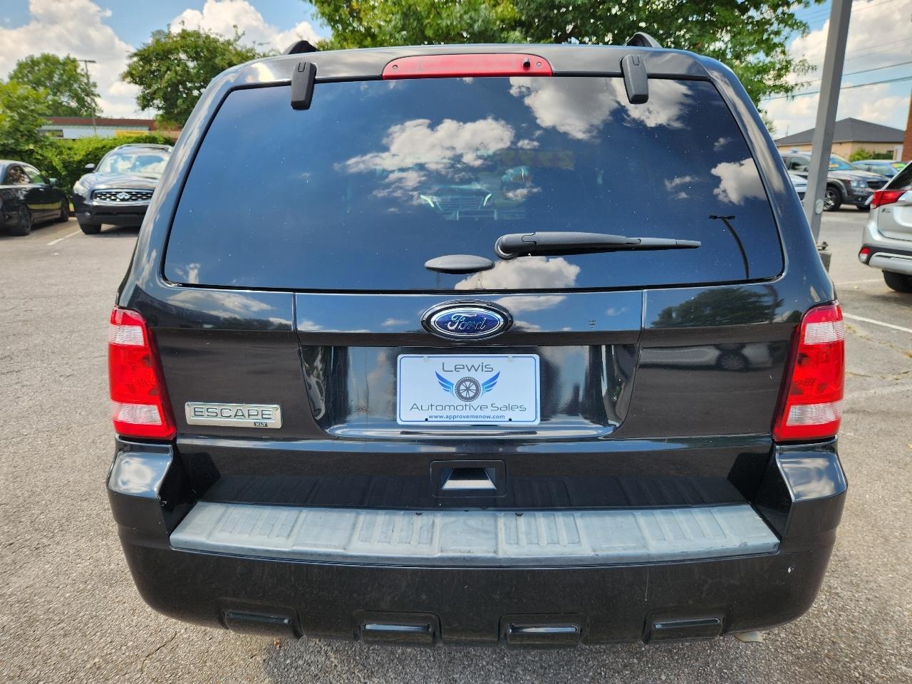 Ford Escape XLT FWD 2011
