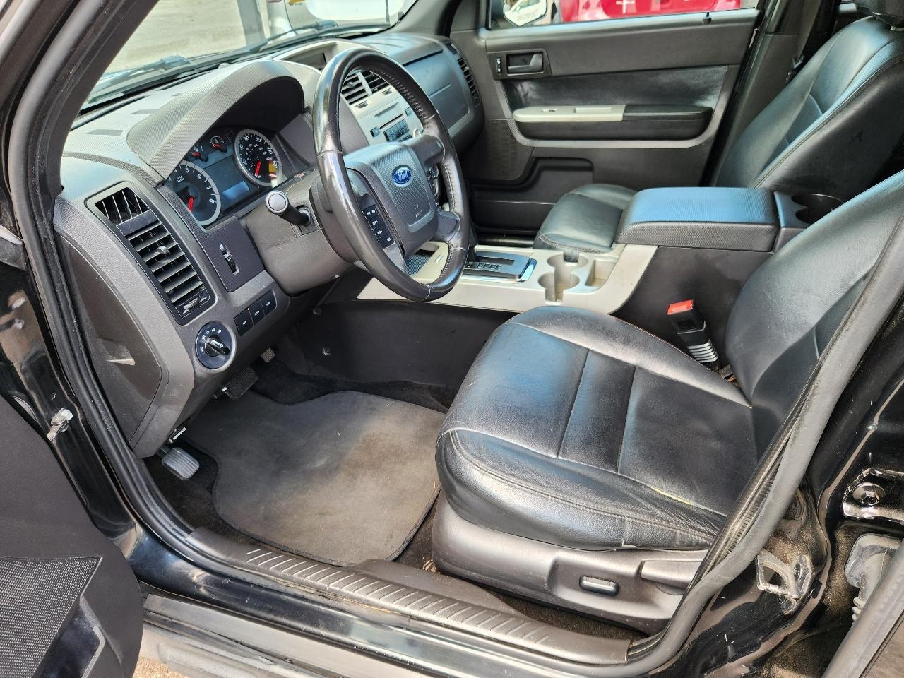 Ford Escape XLT FWD 2011