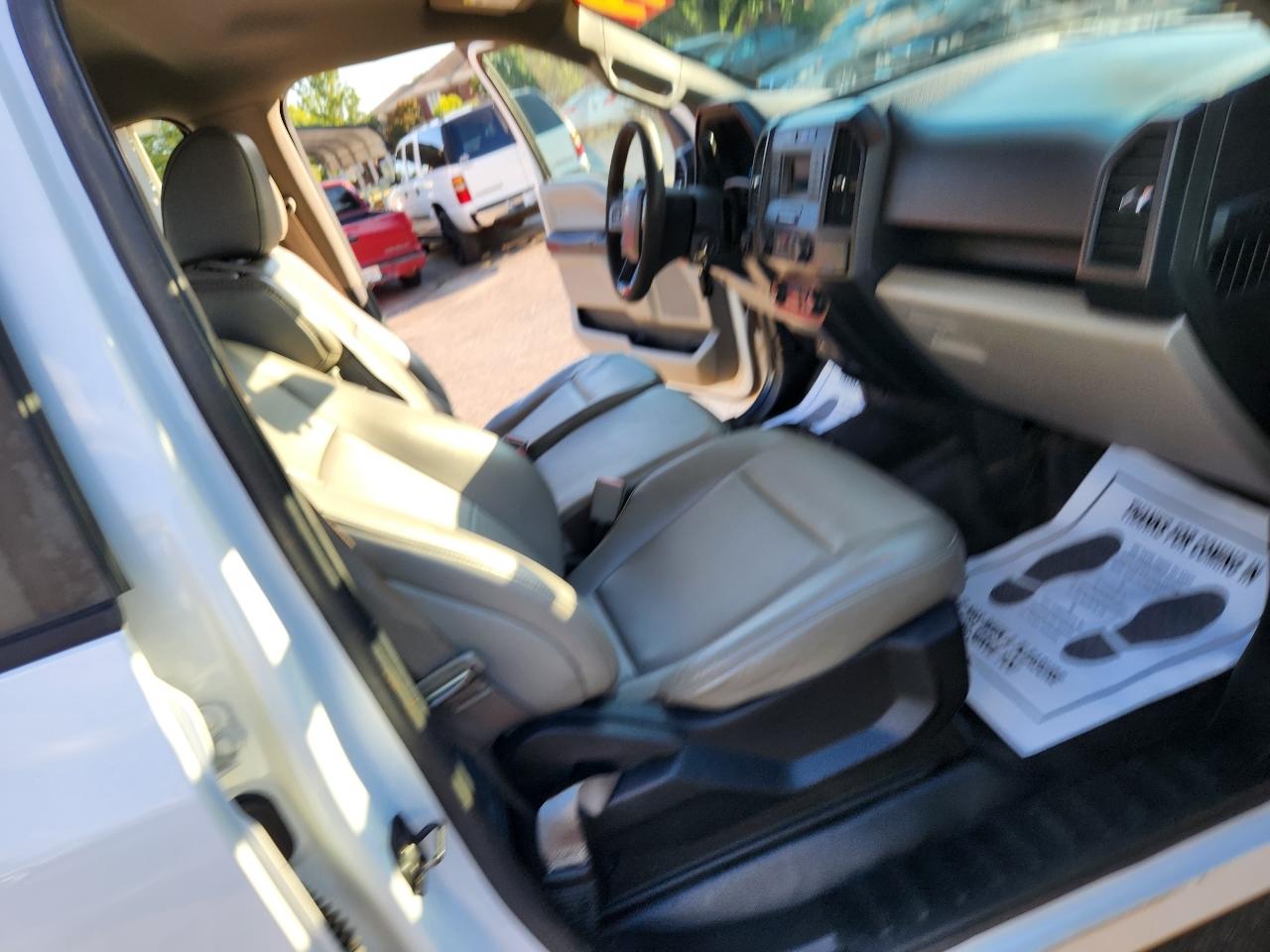 Ford F-150 4WD SuperCrew 150" XL 2019
