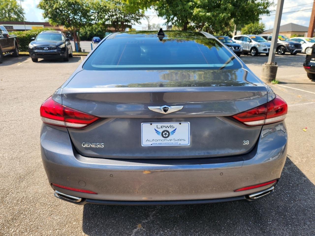 Hyundai Genesis 3.8L 2016