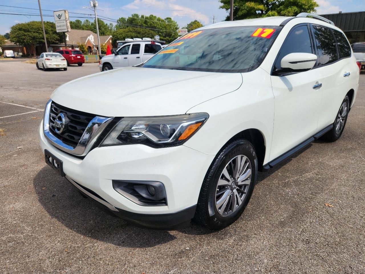 Nissan Pathfinder Platinum 2WD 2017