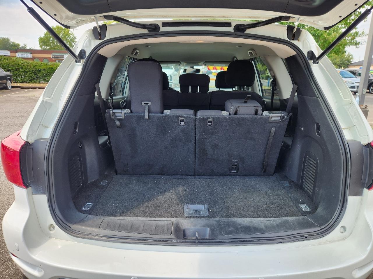 Nissan Pathfinder Platinum 2WD 2017