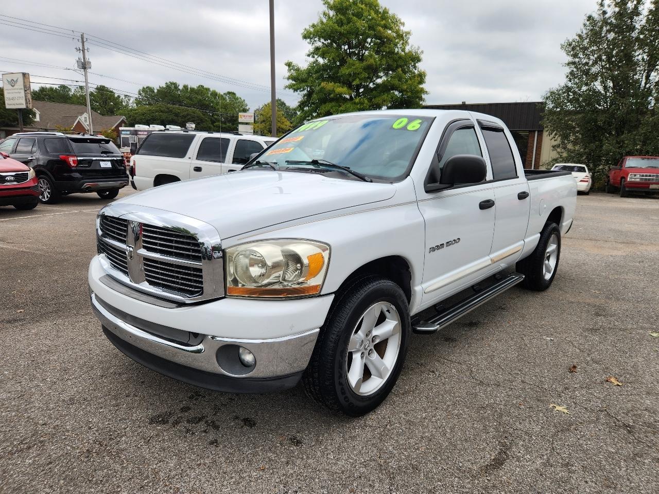 Dodge Ram 1500 ST Quad Cab Long Bed 2WD 2006