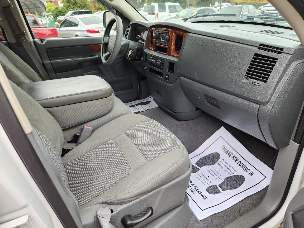 Dodge Ram 1500 ST Quad Cab Long Bed 2WD 2006